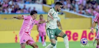 六人得分上双 青岛主场轻取吉林